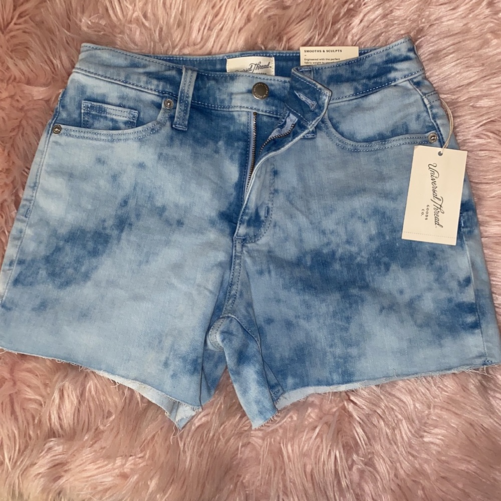 Universal Thread | High-Rise Midi Shorts